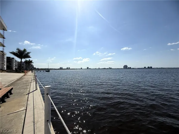 $3,900 | 3490 North Key Drive, Unit 410, North Fort Myers, FL 33903