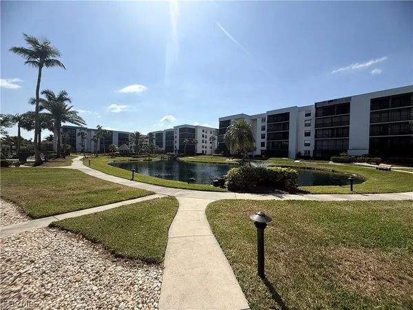 $3,900 | 3490 North Key Drive, Unit 410, North Fort Myers, FL 33903