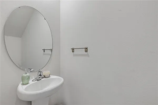 $2,150 | 2724 Silver Canoe Drive, Edgewater, FL 32141