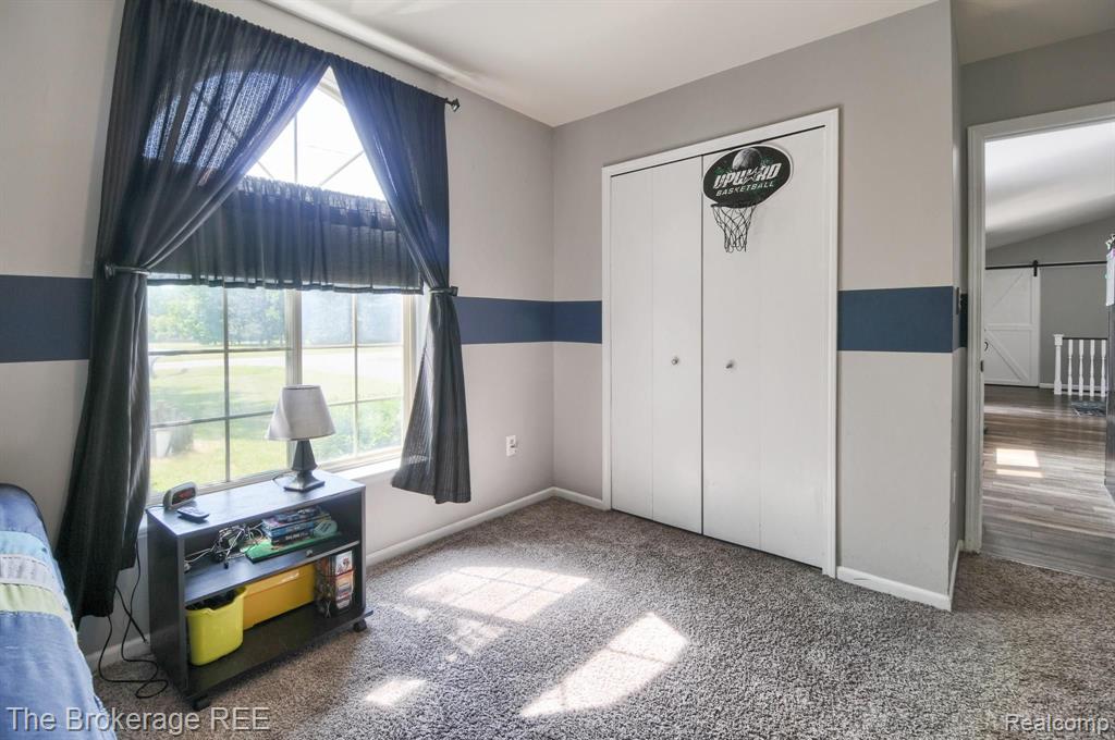 6060 Johnson Road Flushing, MI 48433 - Photo 22 of 33