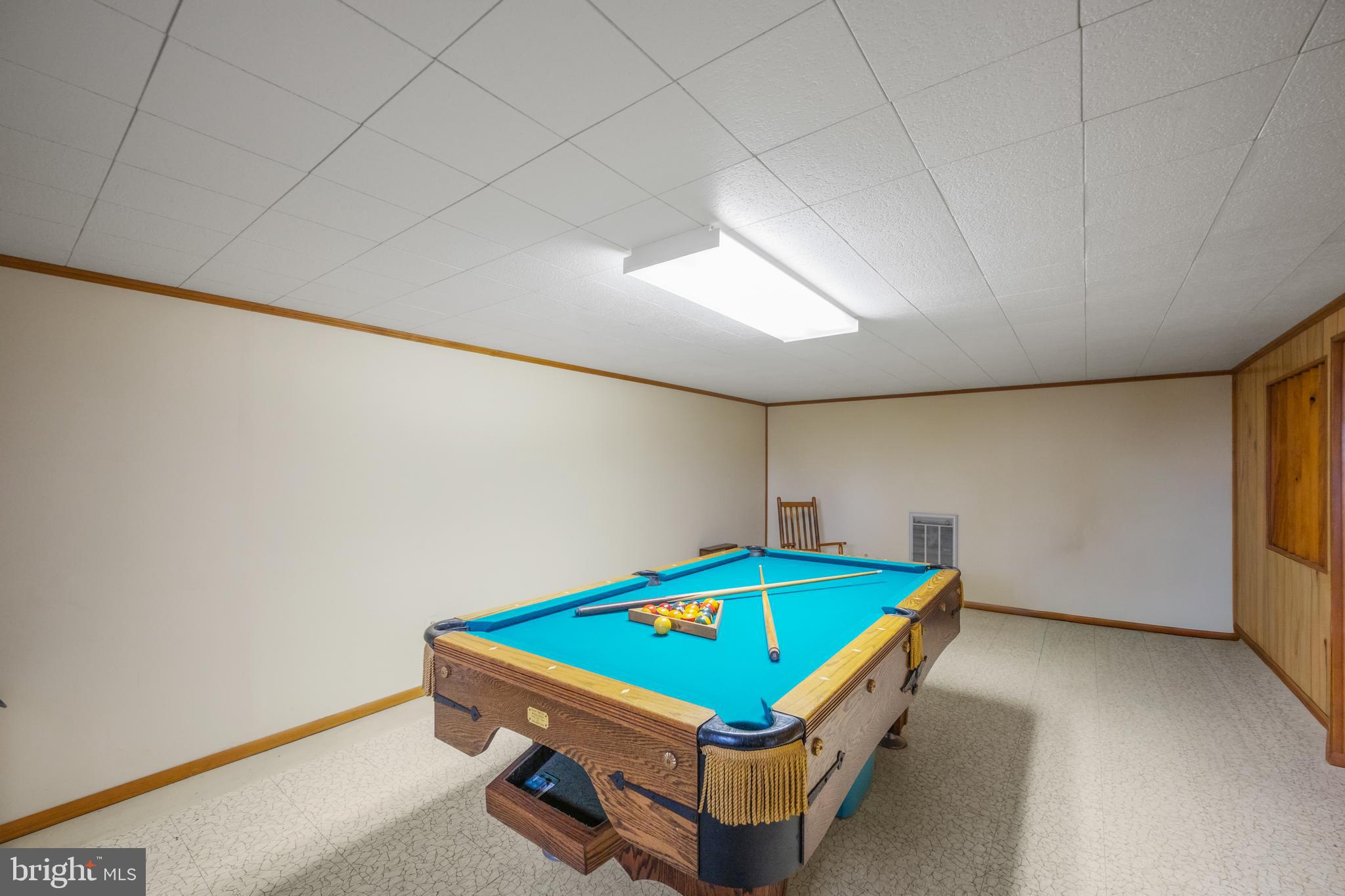 5402 Hines Road Frederick, MD 21704 - Photo 23 of 51 a room with pool table