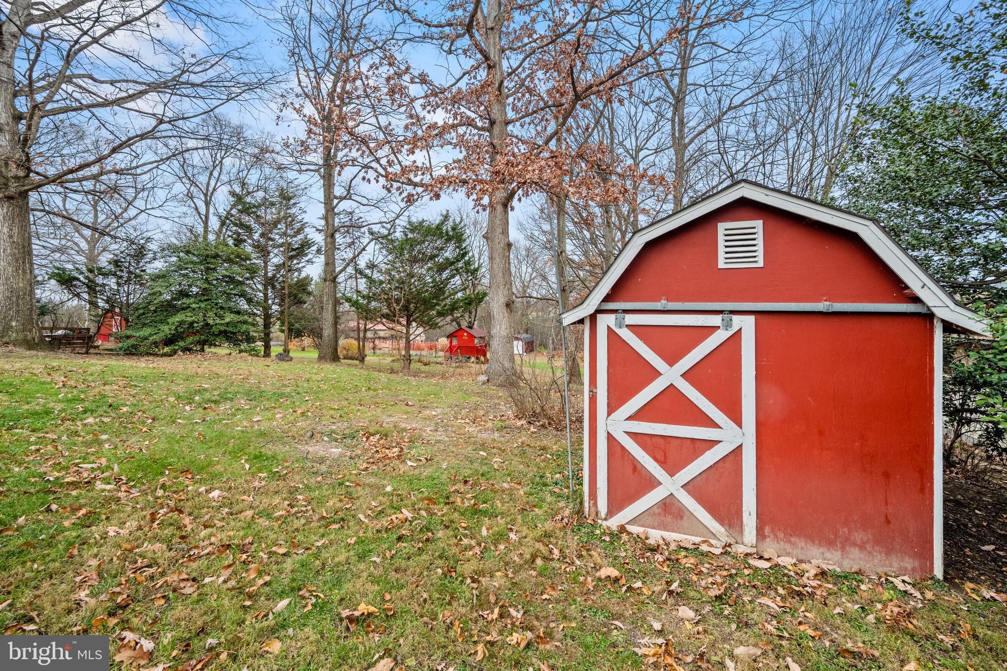5402 Hines Road Frederick, MD 21704 - Photo 38 of 51 a backyard of a house with lots of green space