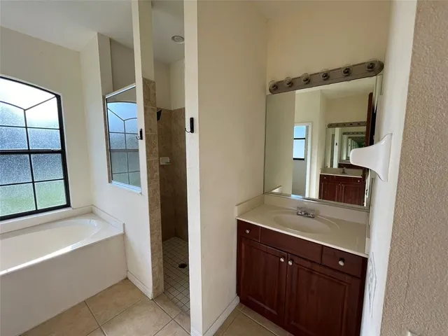 $2,050 | 5151 Dakota Terrace, North Port, FL 34286