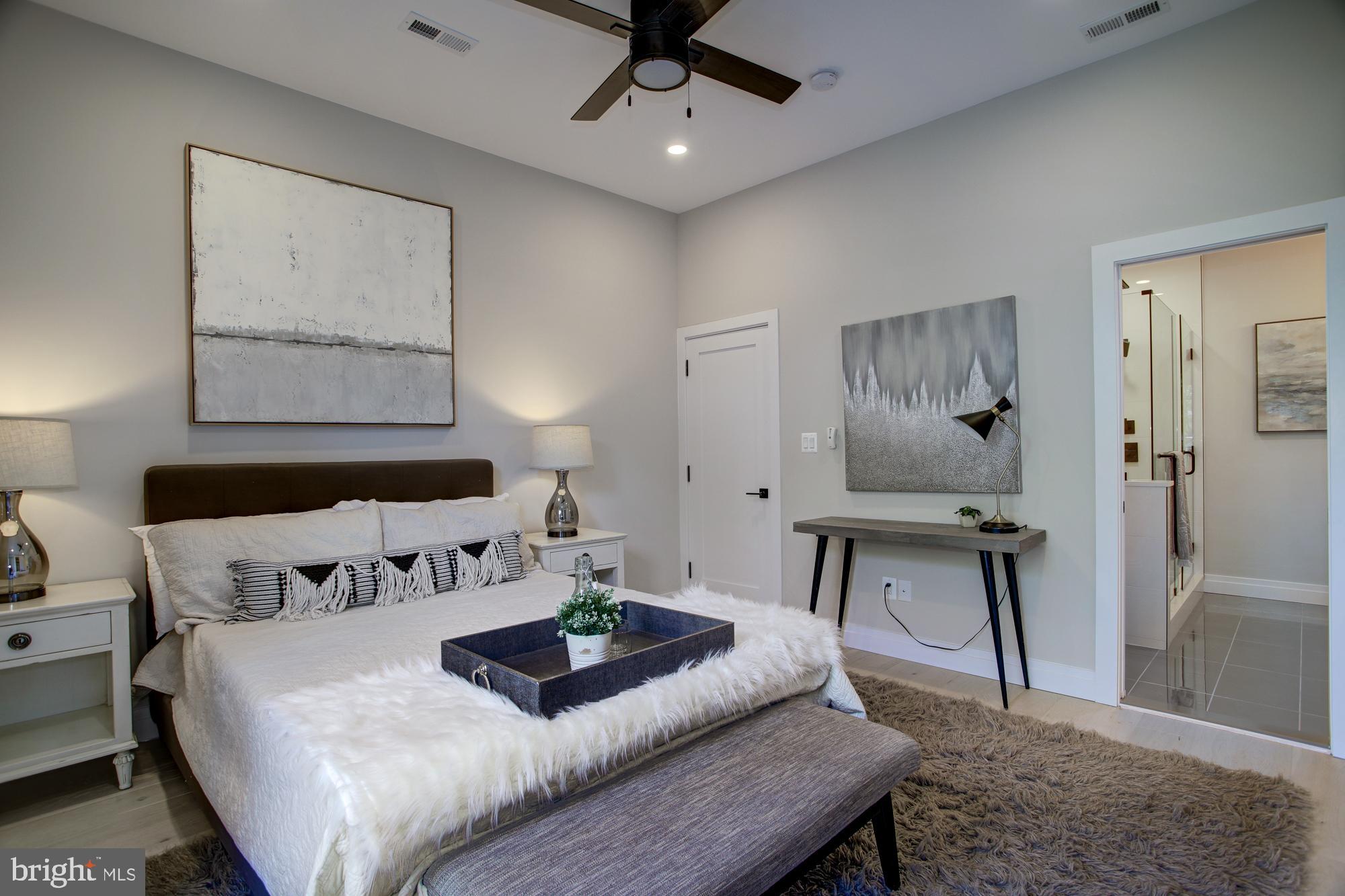 2301 Ontario Road Northwest, Unit 301 Washington, DC 20009 - Photo 9 of 17