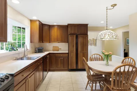 $1,048,000 | 32 Hayden Lane, Bedford, MA 01730