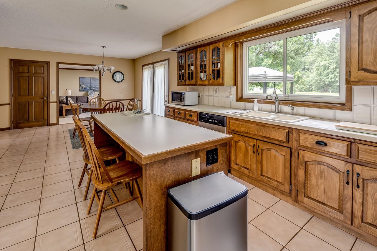 10512 Oak Trail Road Fort Wayne, IN 46845 - Photo 14 of 33 Gallery Image 14