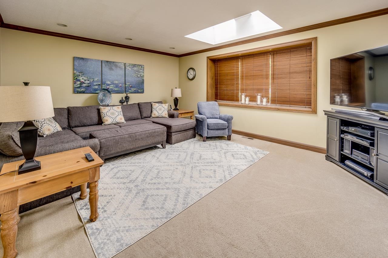 10512 Oak Trail Road Fort Wayne, IN 46845 - Photo 3 of 33 Gallery Image 3