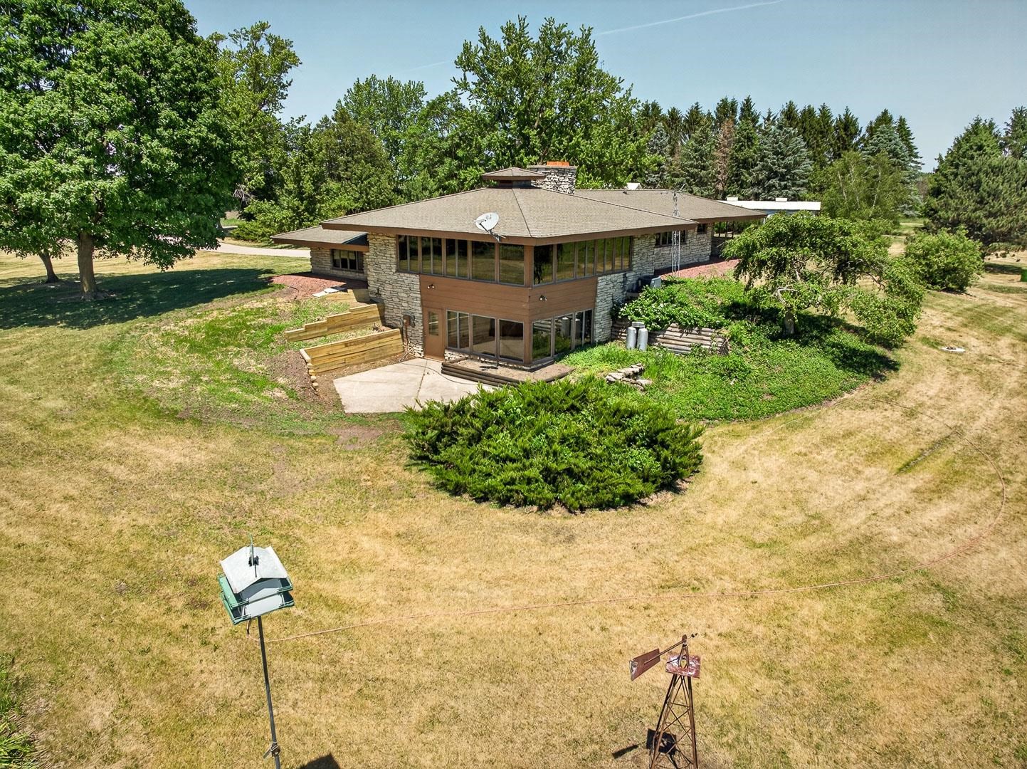 N2028 Steiner Road Monroe, WI 53566 - Photo 5 of 80