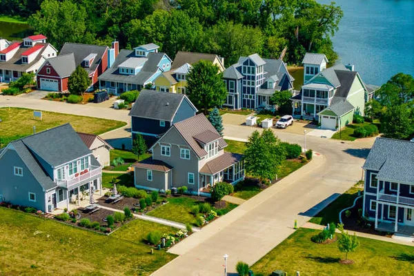 $529,000 | 12 Great Lp W Drive, Ottawa, IL 61350