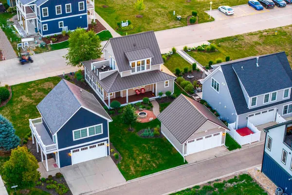 $529,000 | 12 Great Lp W Drive, Ottawa, IL 61350