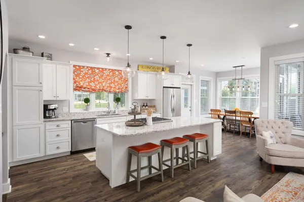 $529,000 | 12 Great Lp W Drive, Ottawa, IL 61350