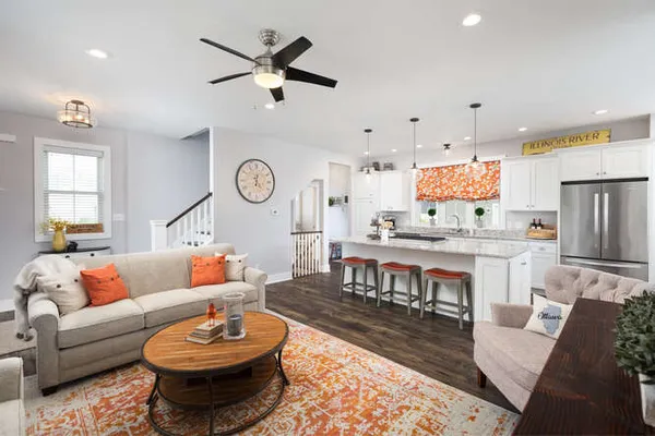 $529,000 | 12 Great Lp W Drive, Ottawa, IL 61350