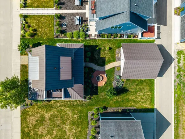 $529,000 | 12 Great Lp W Drive, Ottawa, IL 61350