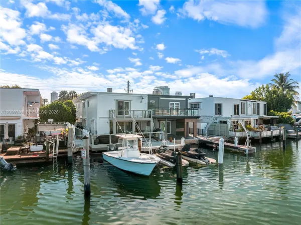 $7,695 | 7406 Gary Avenue, Miami Beach, FL 33141