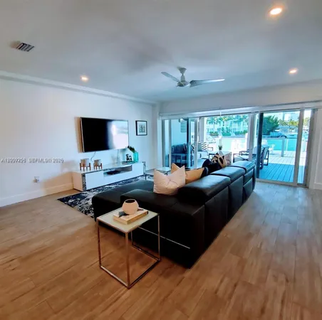 $7,695 | 7406 Gary Avenue, Miami Beach, FL 33141