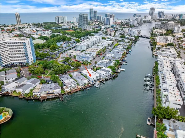 $7,695 | 7406 Gary Avenue, Miami Beach, FL 33141
