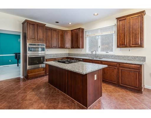 26 Forge Road Sharon, MA 02067 - Photo 5 of 27 Gallery Image 5