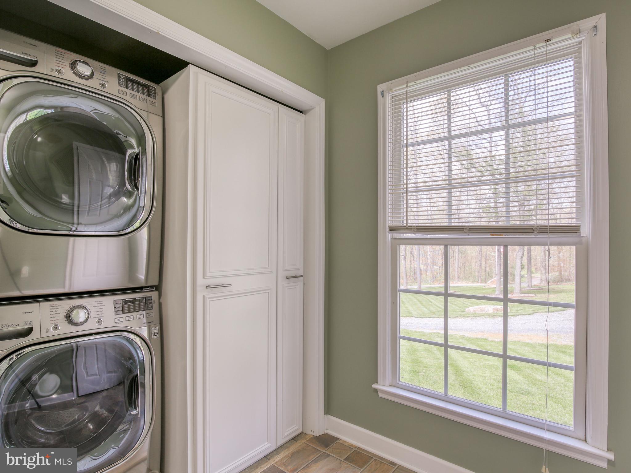 686 Cedar Grove Road Winchester, VA 22603 - Photo 28 of 72 Extra large like-new washer/dryer on main