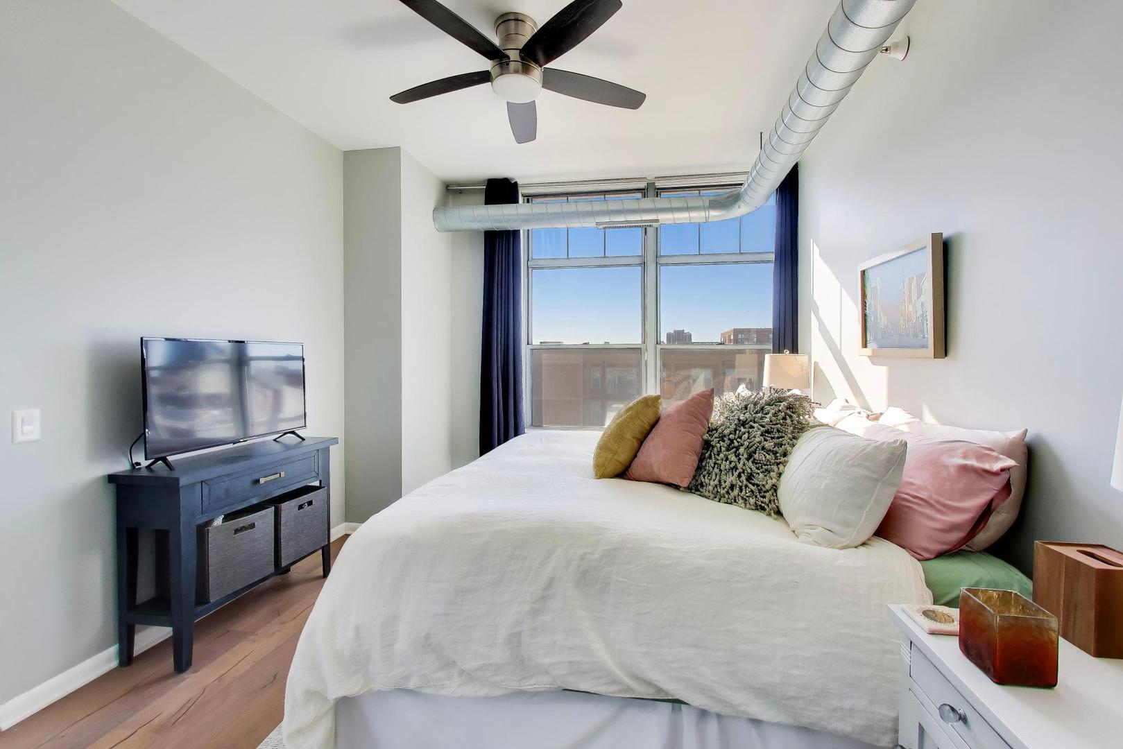 1200 West Monroe Street, Unit 612 Chicago, IL 60607 - Photo 14 of 31