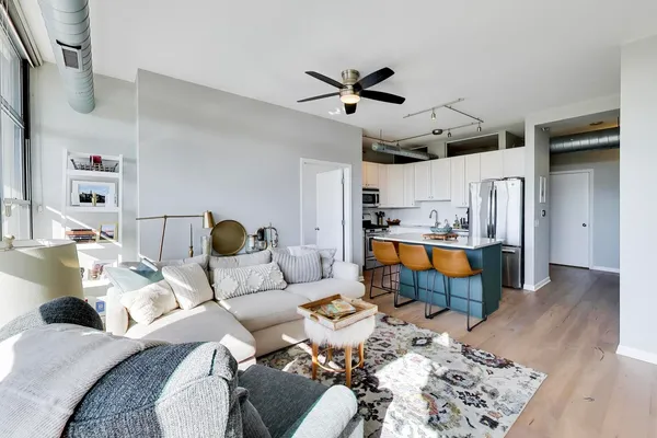 $474,900 | 1200 West Monroe Street, Unit 612, Chicago, IL 60607