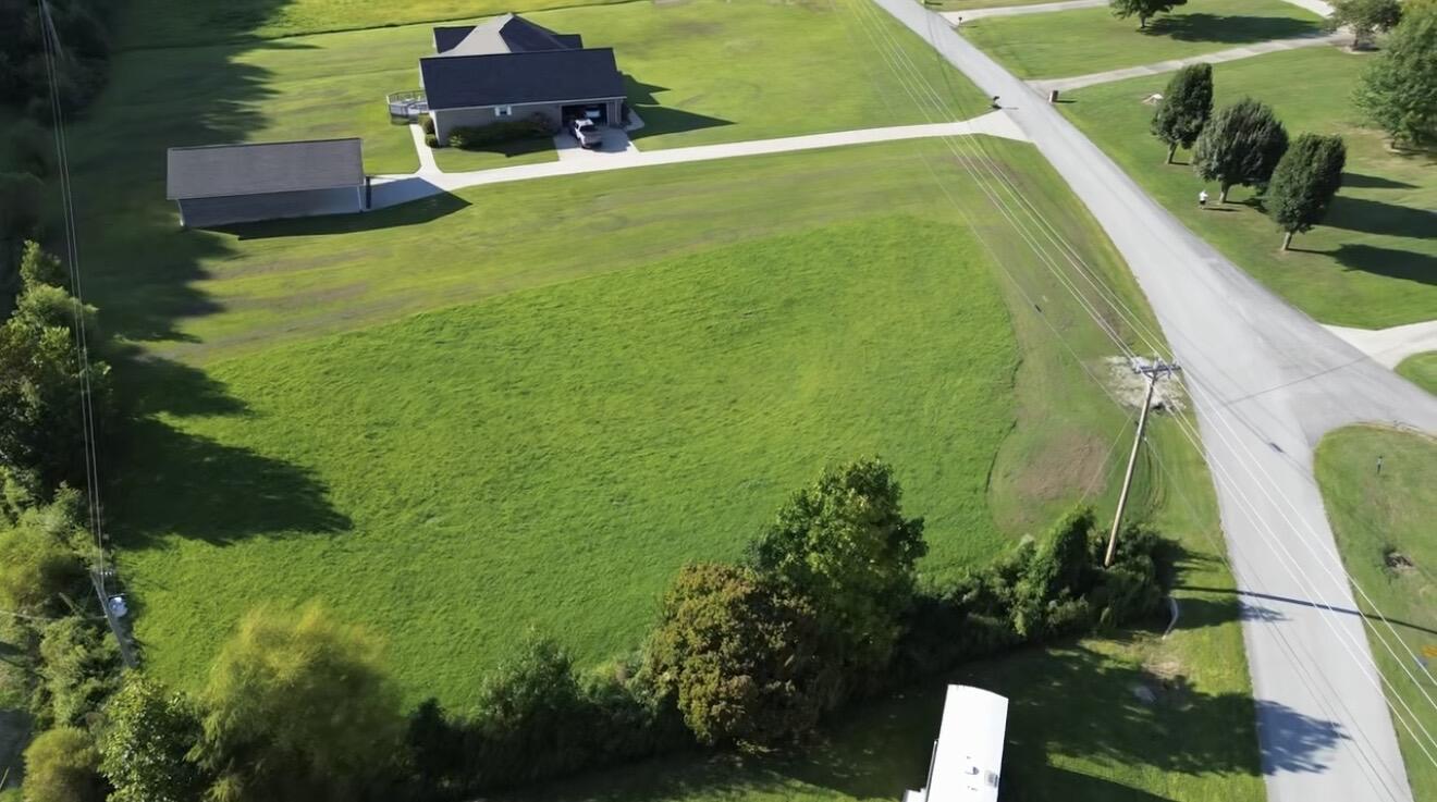 171 Higgins Road Gray, KY 40734 - Photo 6 of 26 IMG_7902