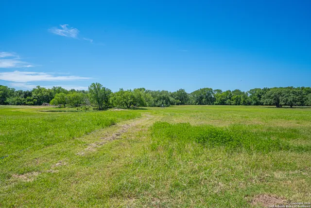 $474,990 | 3575 Baker Road, Kingsbury, TX 78638