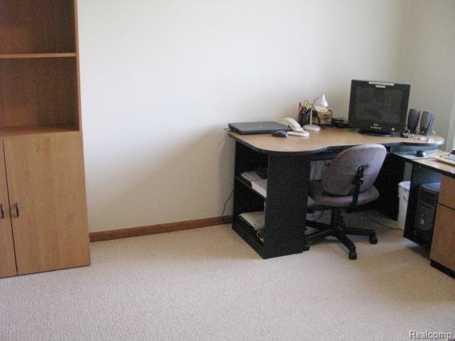15233 Schultz Road Allenton, MI 48002 - Photo 28 of 39 #29 3rd Bedroom (used as a den-office).jpg