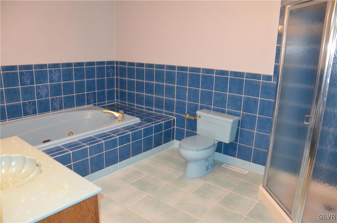 1388 Santee Mill Road Bethlehem, PA 18017 - Photo 19 of 40 Very large Master Bathroom!!! Tub could fit 2 peo