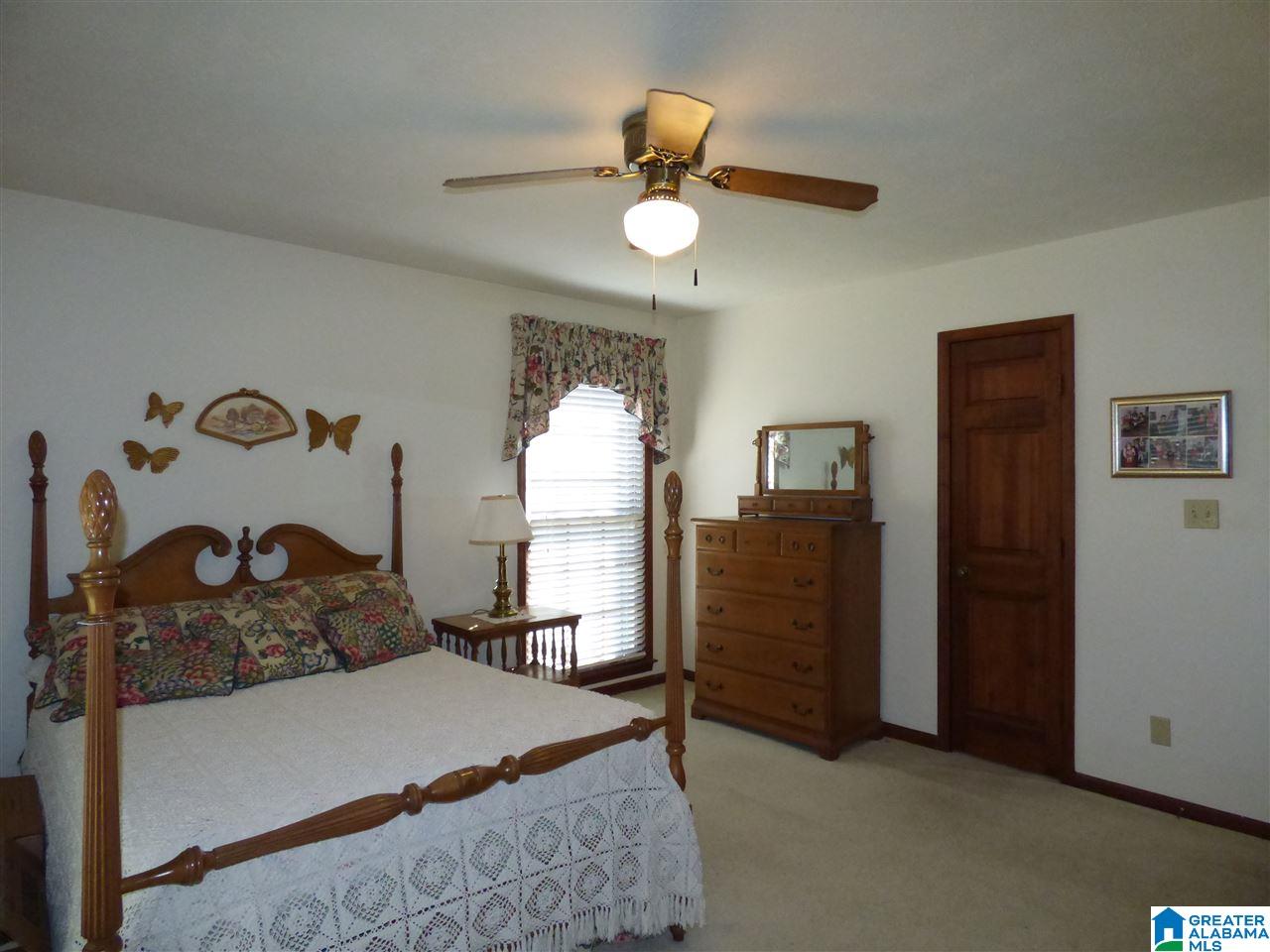 306 Covered Bridge Road Rainbow City, AL 35906 - Photo 19 of 38