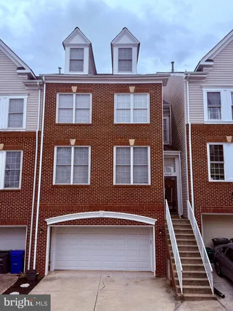 $575,000 | 20864 Cosworth Terrace, Sterling, VA 20165