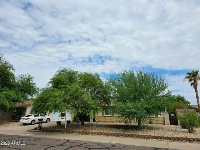 $409,900 | 2142 West Kerry Lane, Phoenix, AZ 85027