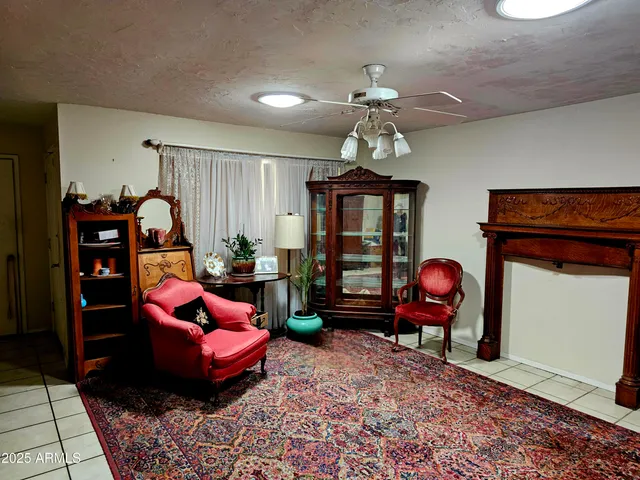 $409,900 | 2142 West Kerry Lane, Phoenix, AZ 85027