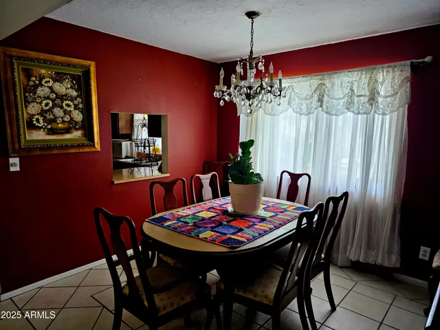 $409,900 | 2142 West Kerry Lane, Phoenix, AZ 85027