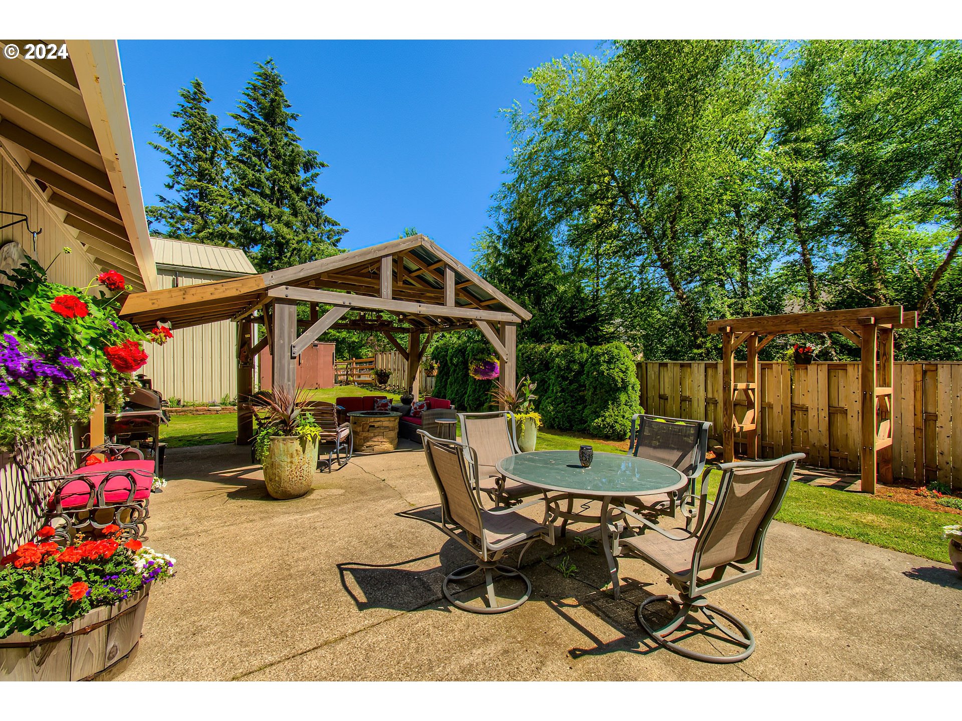 890 1st Falls View Road Stevenson, WA 98648 - Photo 33 of 43 a view of outdoor space yard and patio