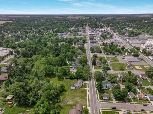 $35,000 | 1034 East La Salle Avenue, Barron, WI 54812