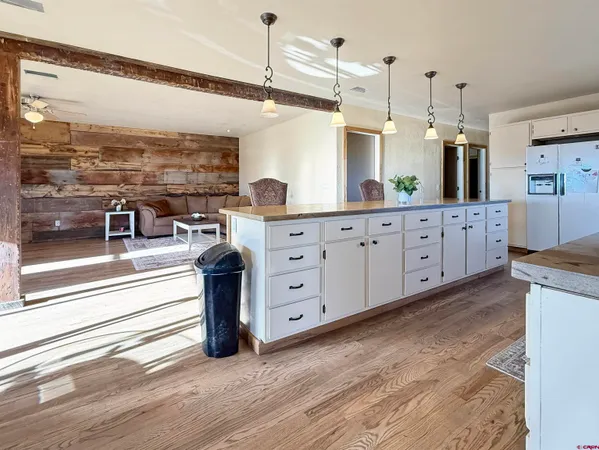 $400,000 | 175 County Road, Egnar, CO 81325