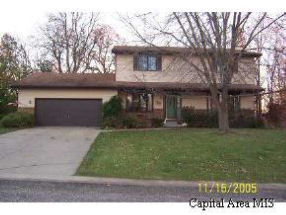 168 Roanoke Drive Rochester, IL 62563 - Photo 1 of 9 Gallery Image 1