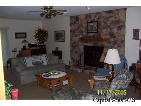 168 Roanoke Drive Rochester, IL 62563 - Photo 5 of 9 Gallery Image 5