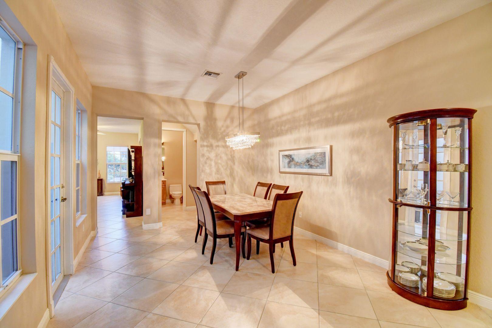 862 Northwest 83rd Lane Boca Raton, FL 33487 - Photo 11 of 41 33_dsc_8229_30_31_32_33