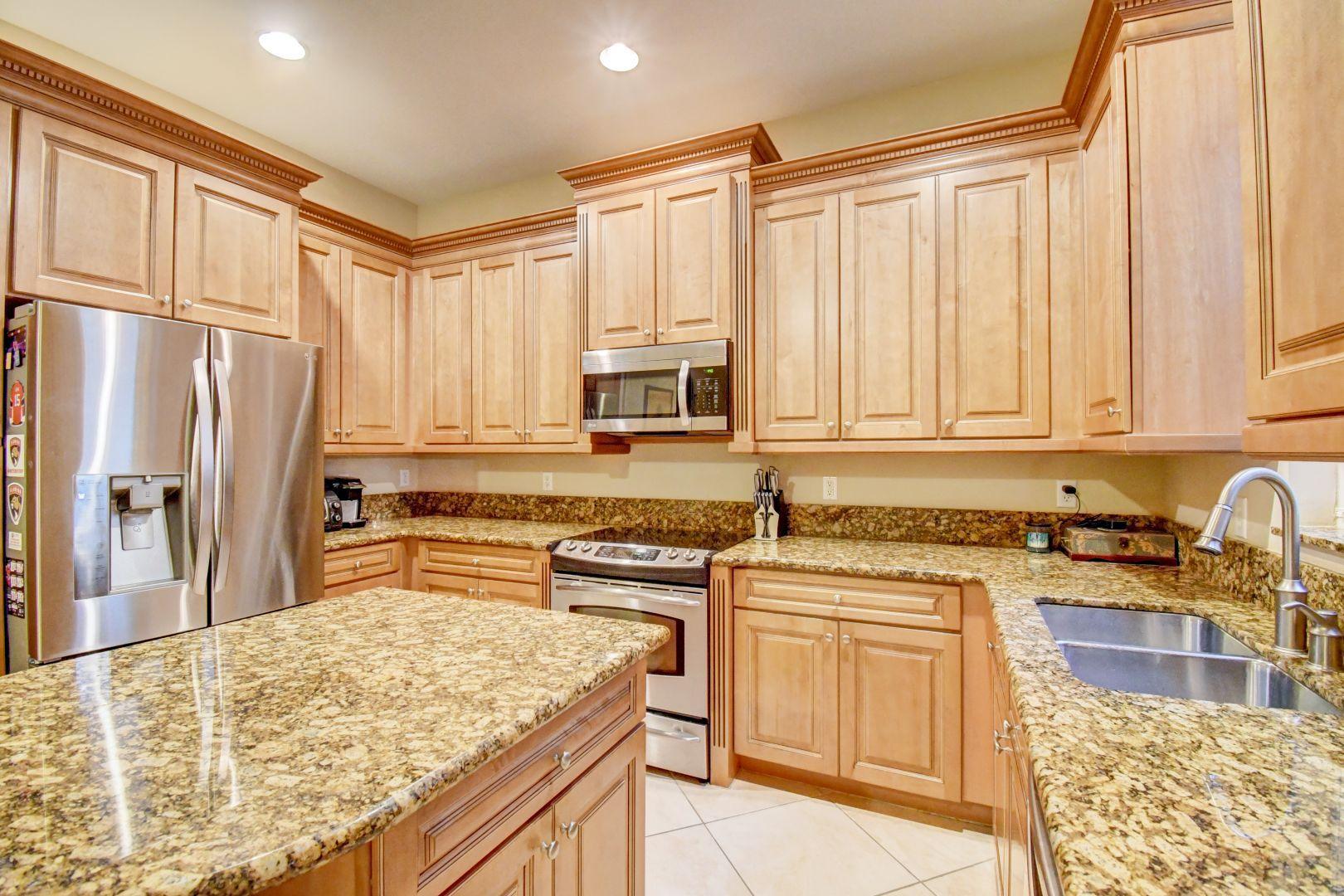 862 Northwest 83rd Lane Boca Raton, FL 33487 - Photo 14 of 41 36_dsc_8269_70_71_72_73