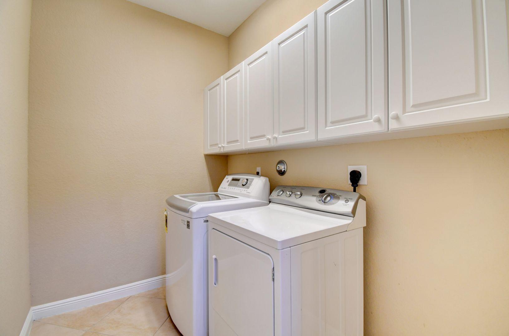 862 Northwest 83rd Lane Boca Raton, FL 33487 - Photo 34 of 41 62_dsc_7994_5_6_7_8