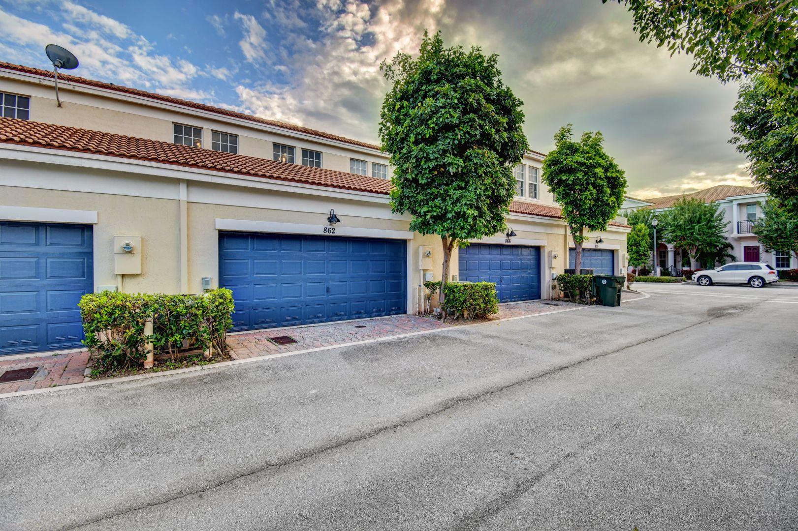 862 Northwest 83rd Lane Boca Raton, FL 33487 - Photo 40 of 41 22_dsc_7809_10_11_12_13