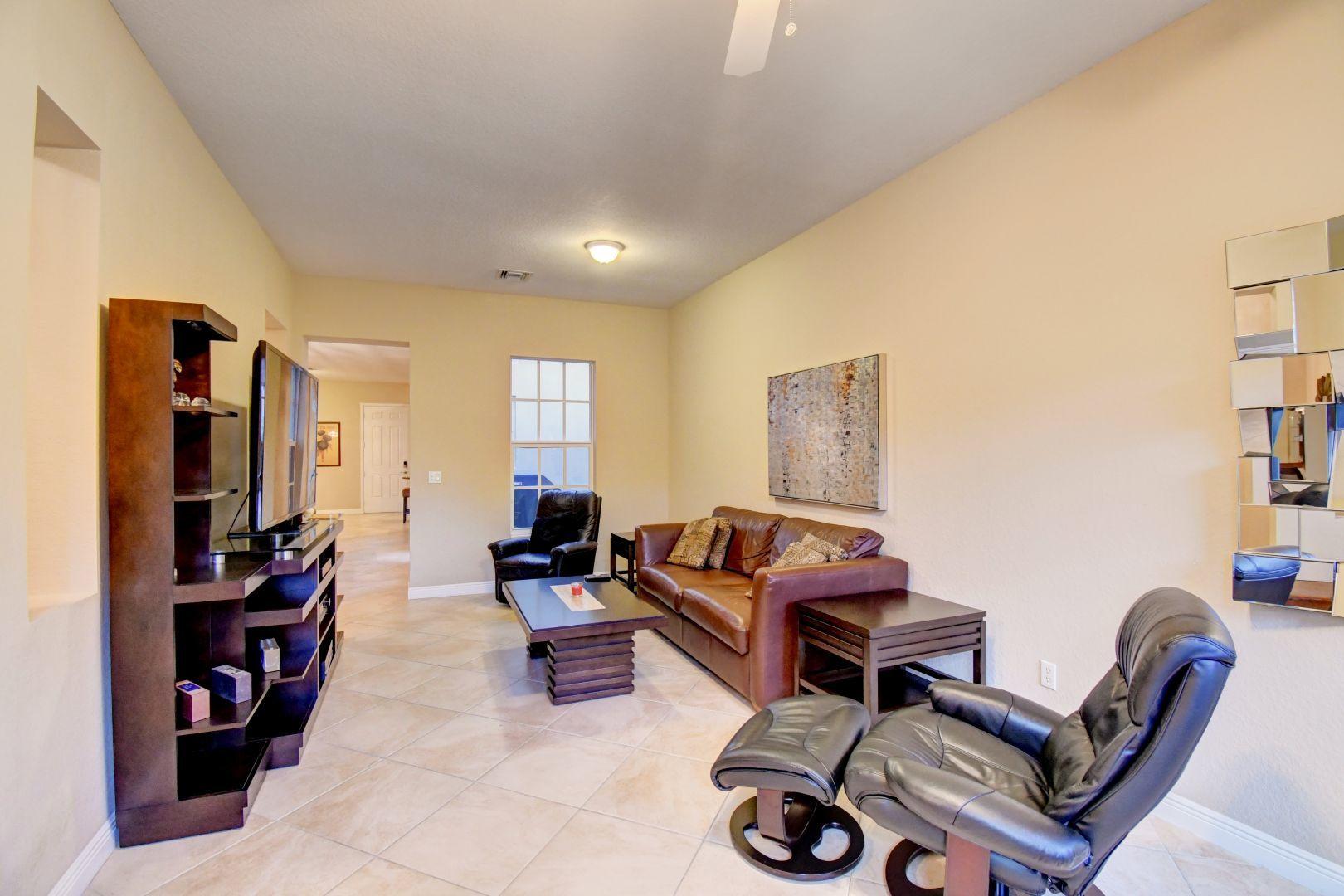 862 Northwest 83rd Lane Boca Raton, FL 33487 - Photo 7 of 41 29_dsc_8174_5_6_7_8