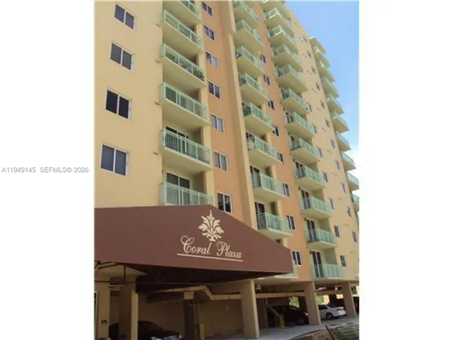 $2,200 | 3500 Coral Way, Unit 803, Miami, FL 33145