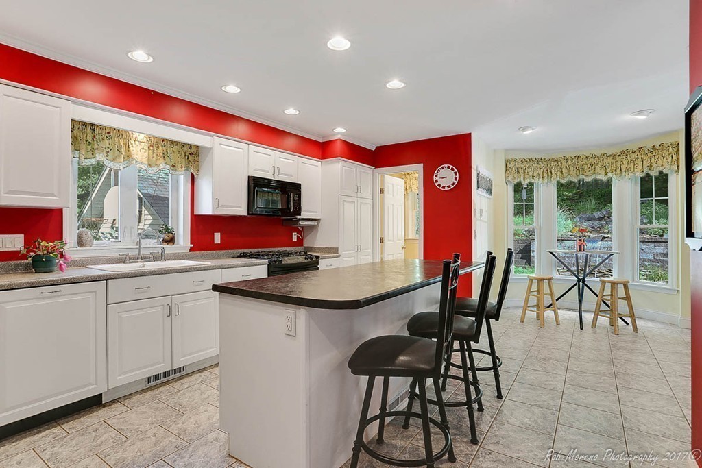 12 Whittier Road Haverhill, MA 01830 - Photo 5 of 27 Gallery Image 5