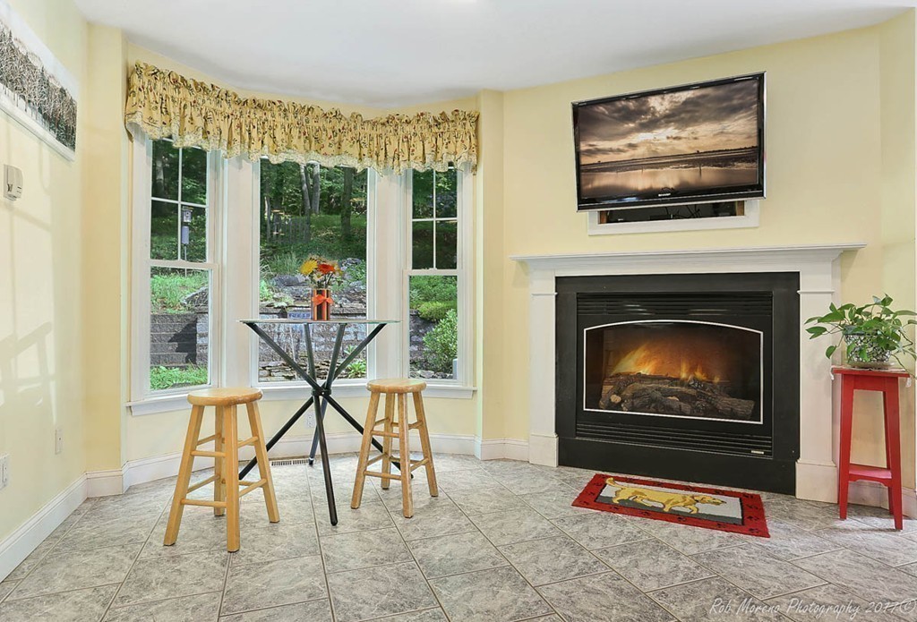 12 Whittier Road Haverhill, MA 01830 - Photo 8 of 27 Gallery Image 8