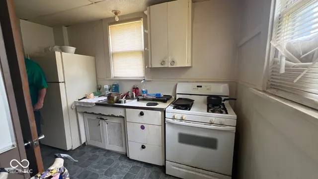 $315,000 | 3614 East Washington Street, Indianapolis, IN 46201