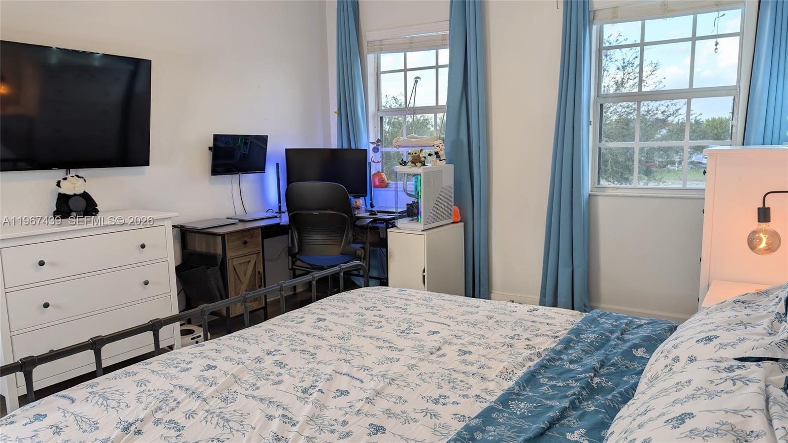 17038 Southwest 95th Terrace Miami, FL 33196 - Photo 19 of 40