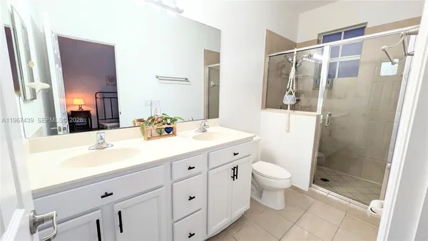 $525,000 | 17038 Southwest 95th Terrace, Miami, FL 33196