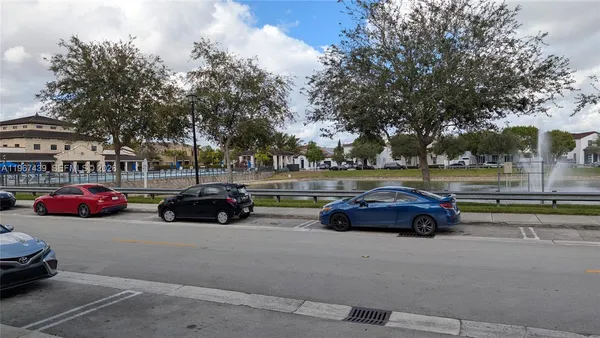 $525,000 | 17038 Southwest 95th Terrace, Miami, FL 33196